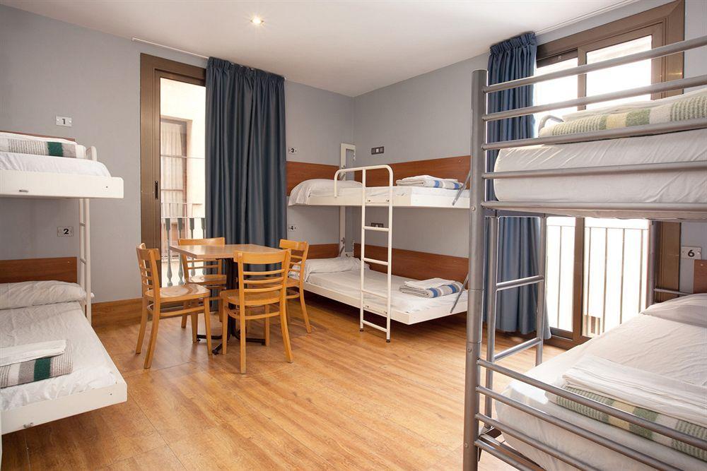 Hostal Fernando Barcellona Esterno foto