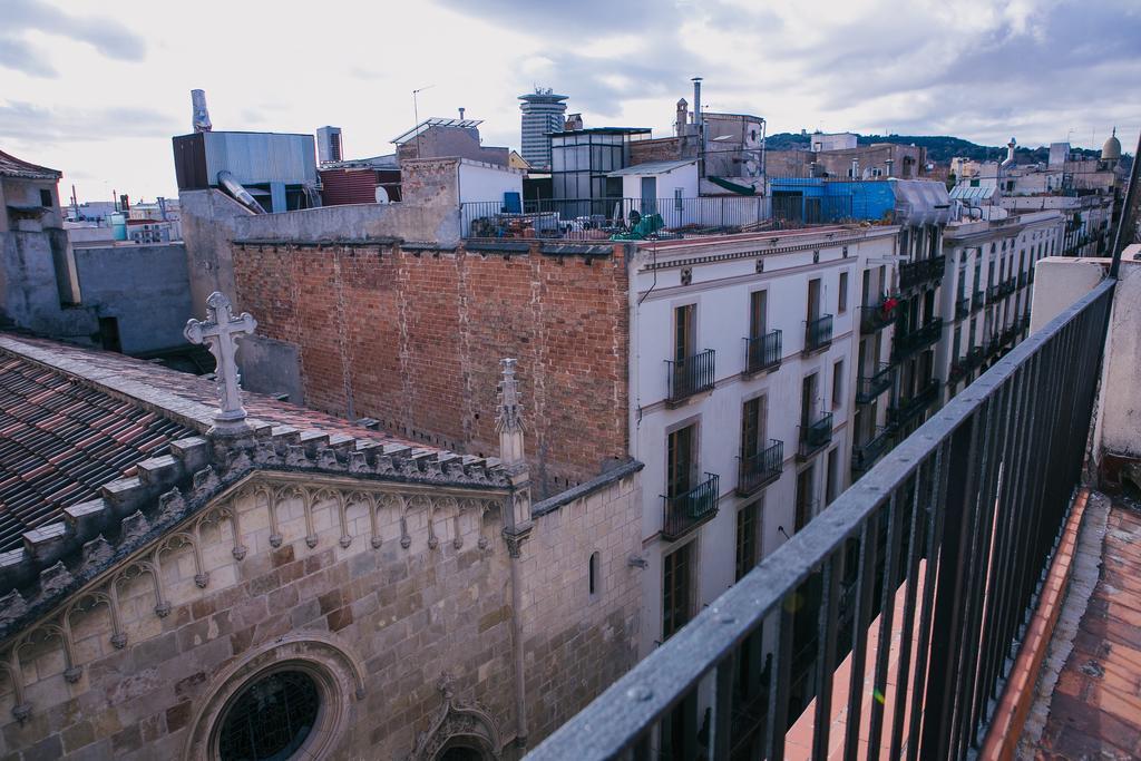 Hostal Fernando Barcellona Esterno foto