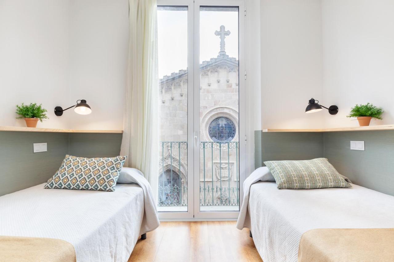 Hostal Fernando Barcellona Esterno foto