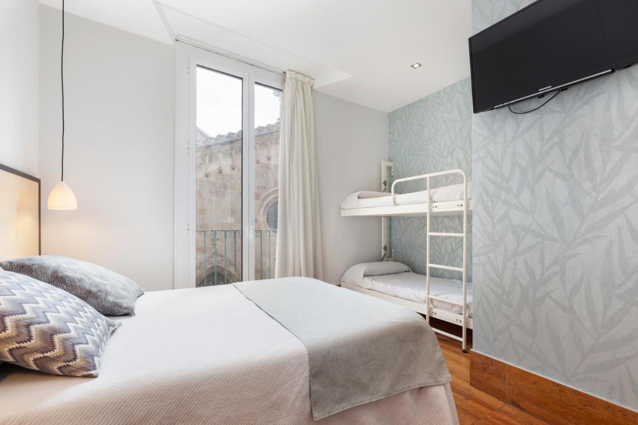 Hostal Fernando Barcellona Esterno foto
